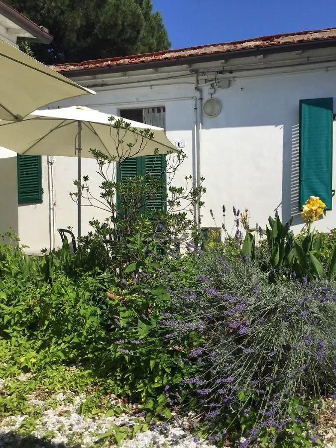 Apartment Appartamenti Gloria Marina Di Pisa Italy